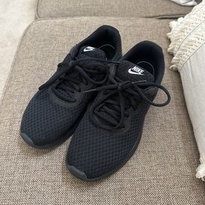 Nike Womens Free Run Tennis Shoes Black